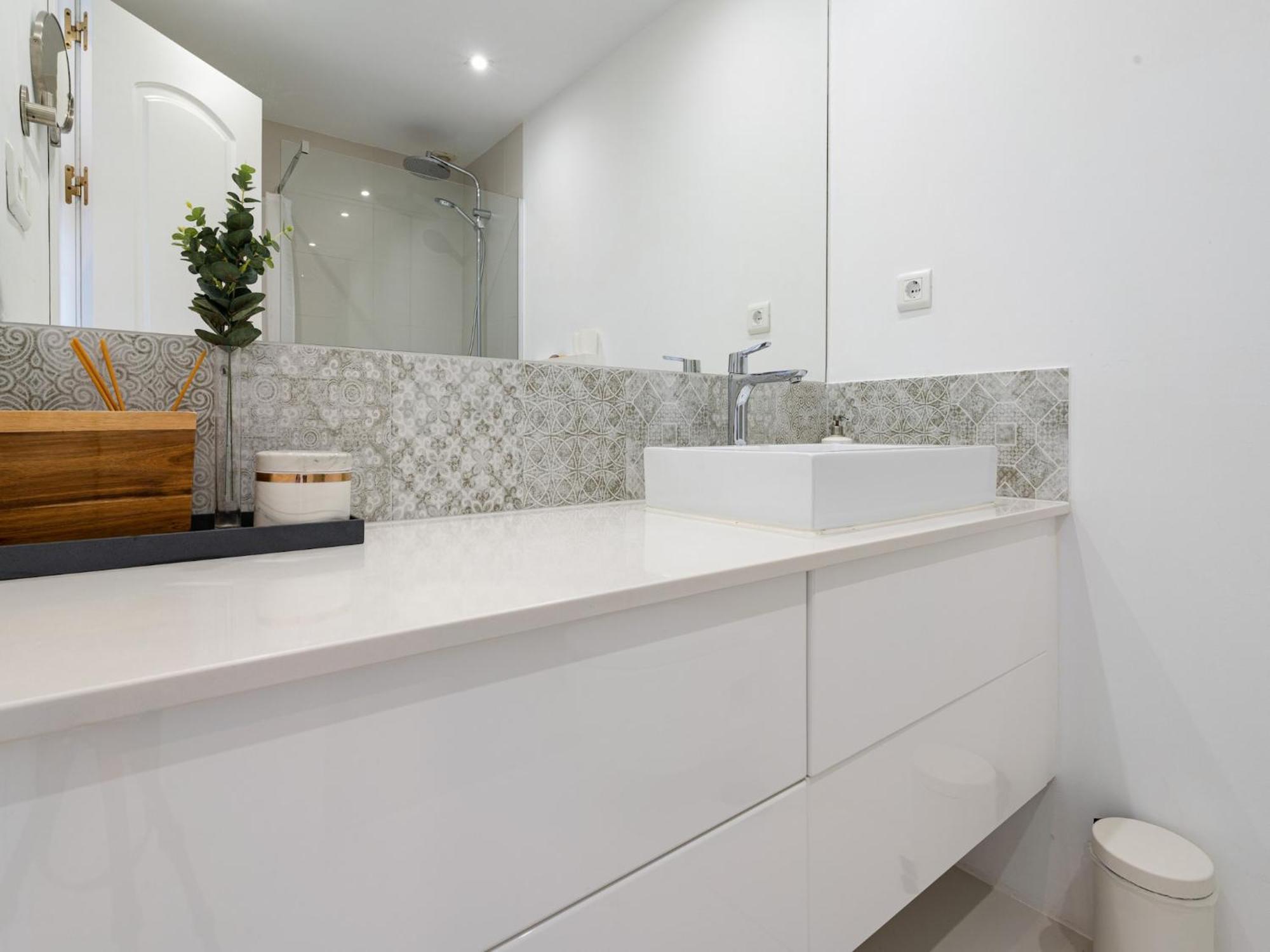 Apartment Lovely With Shared Pool