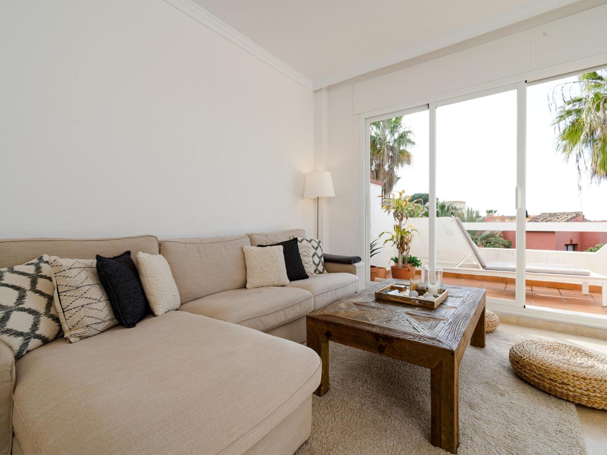 Lovely With Shared Pool * Marbella