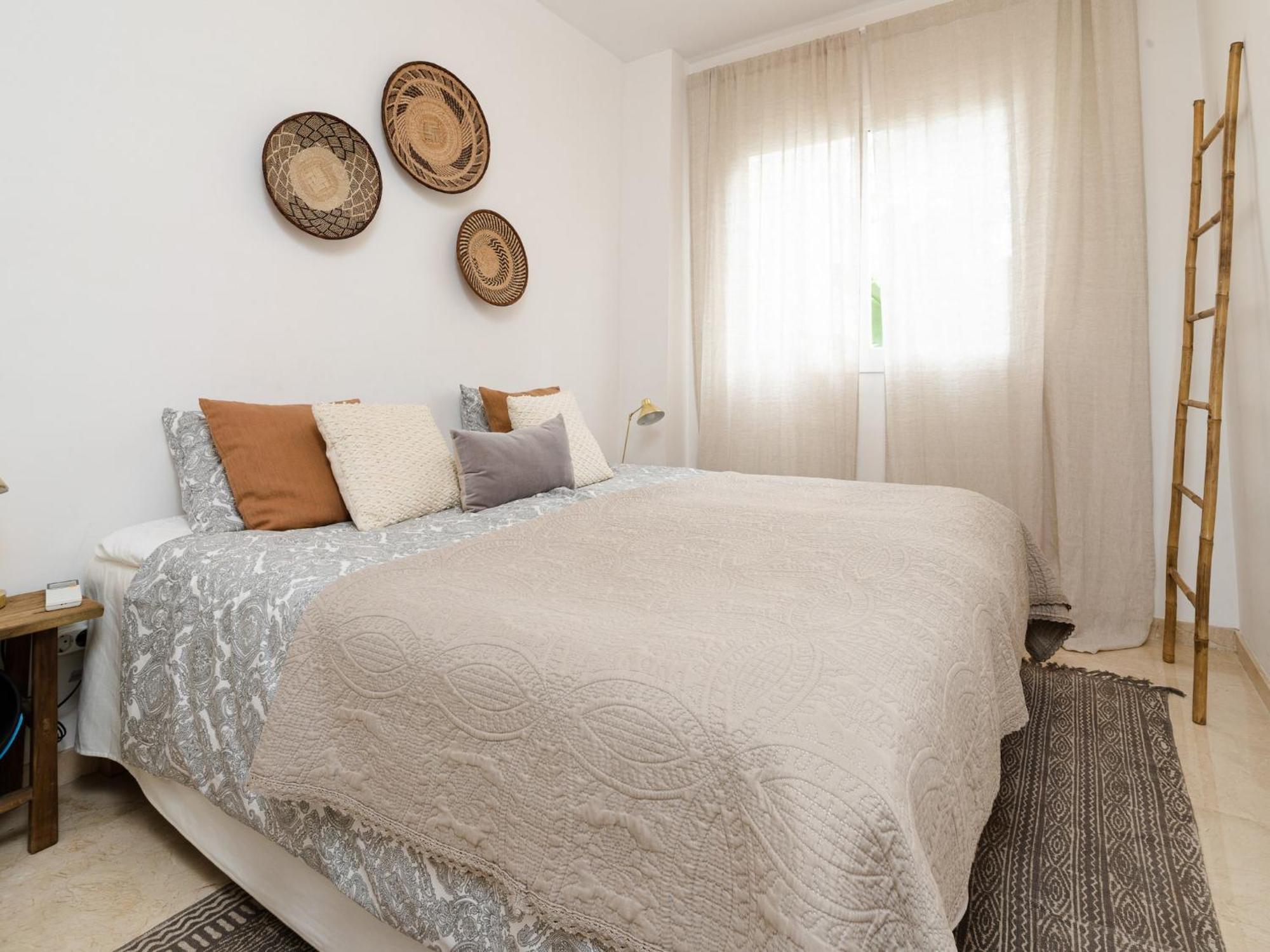 Apartment Lovely With Shared Pool *