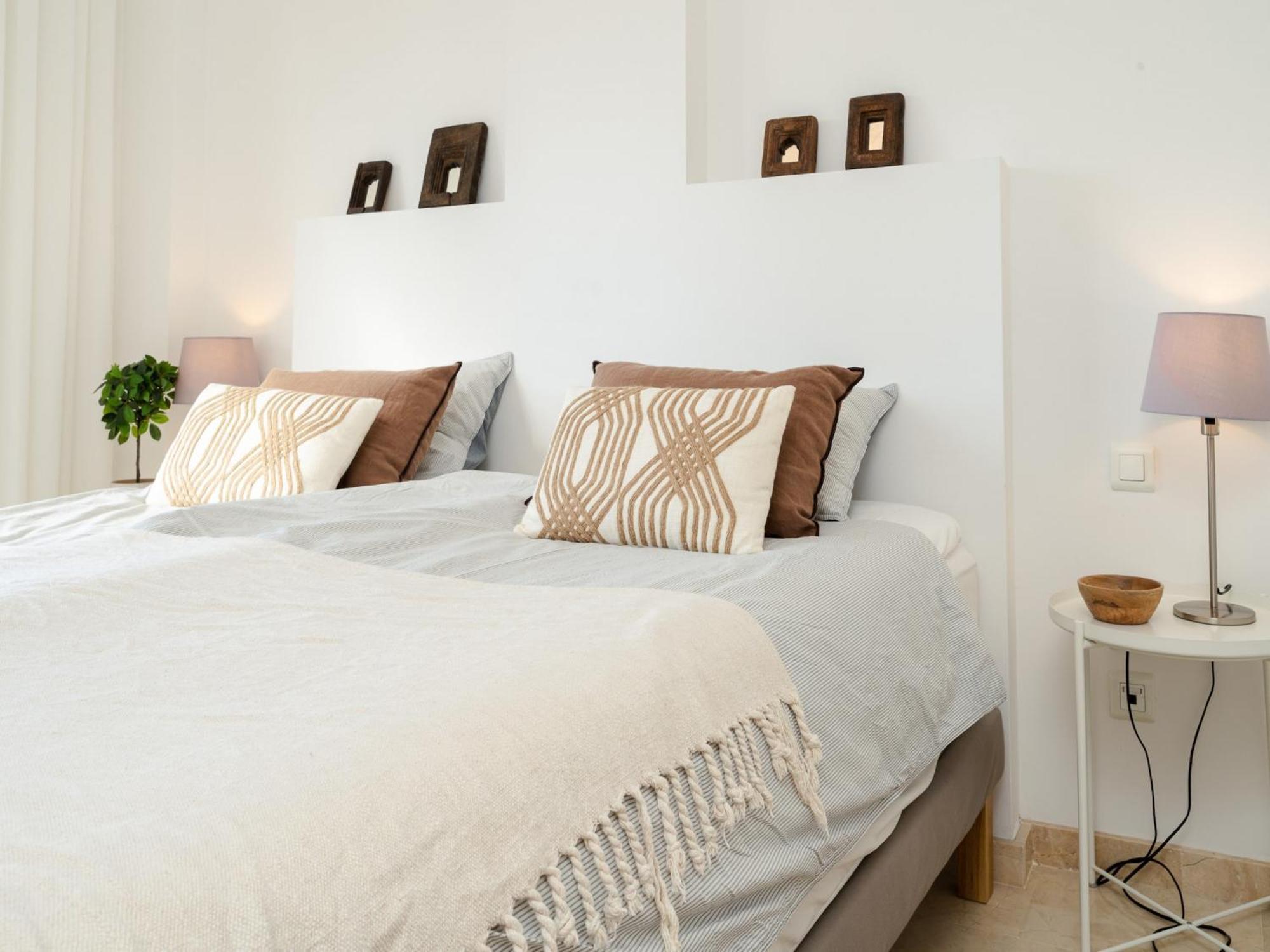 Lovely With Shared Pool Apartment Marbella